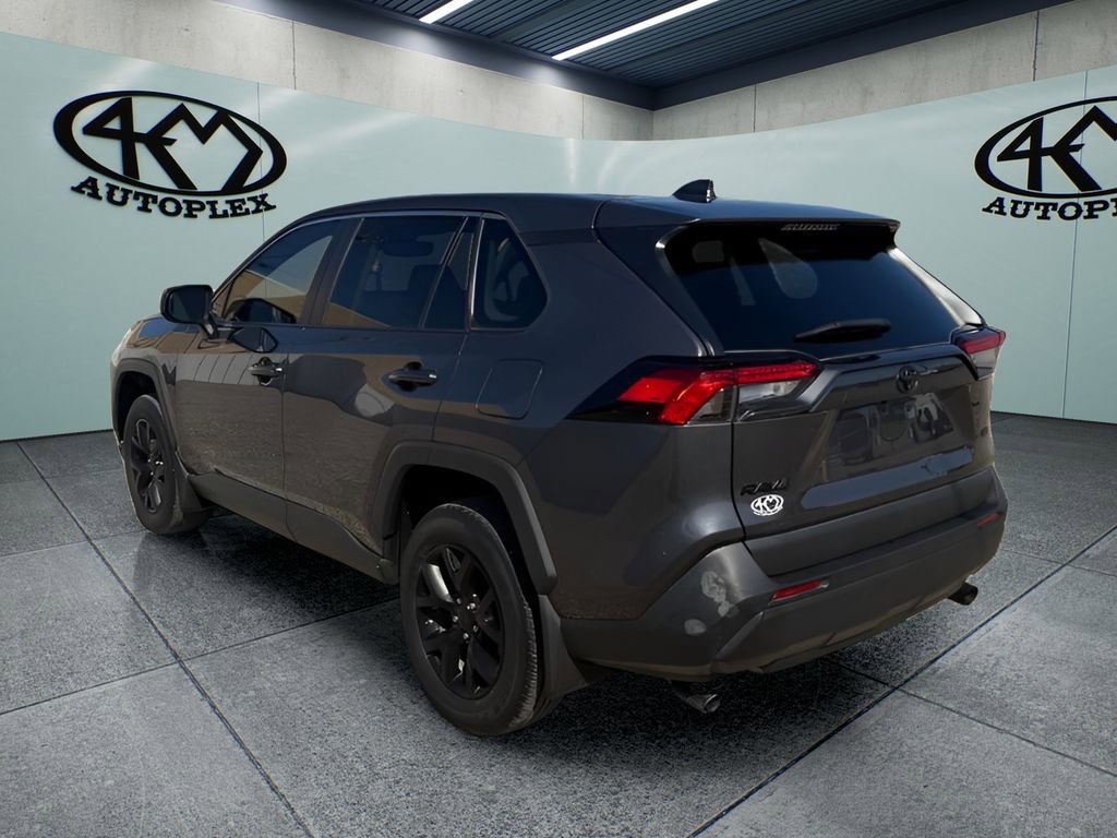 Used 2024 Toyota RAV4 LE image 5