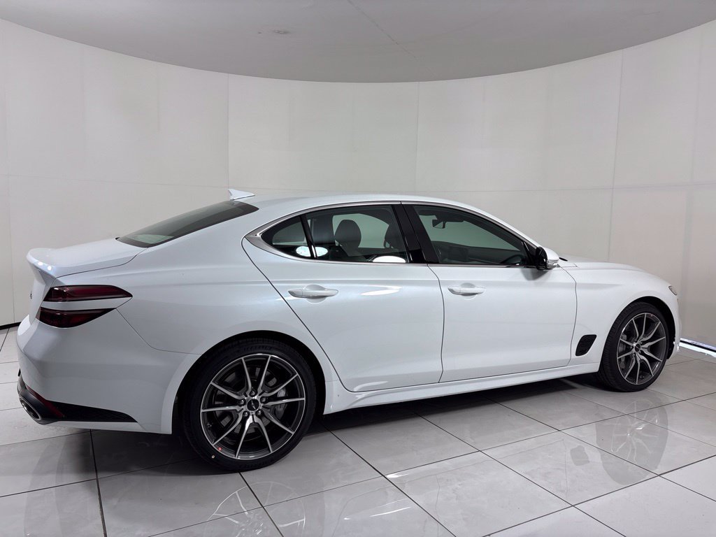 New 2026 Genesis G70 2.5T RWD image 6
