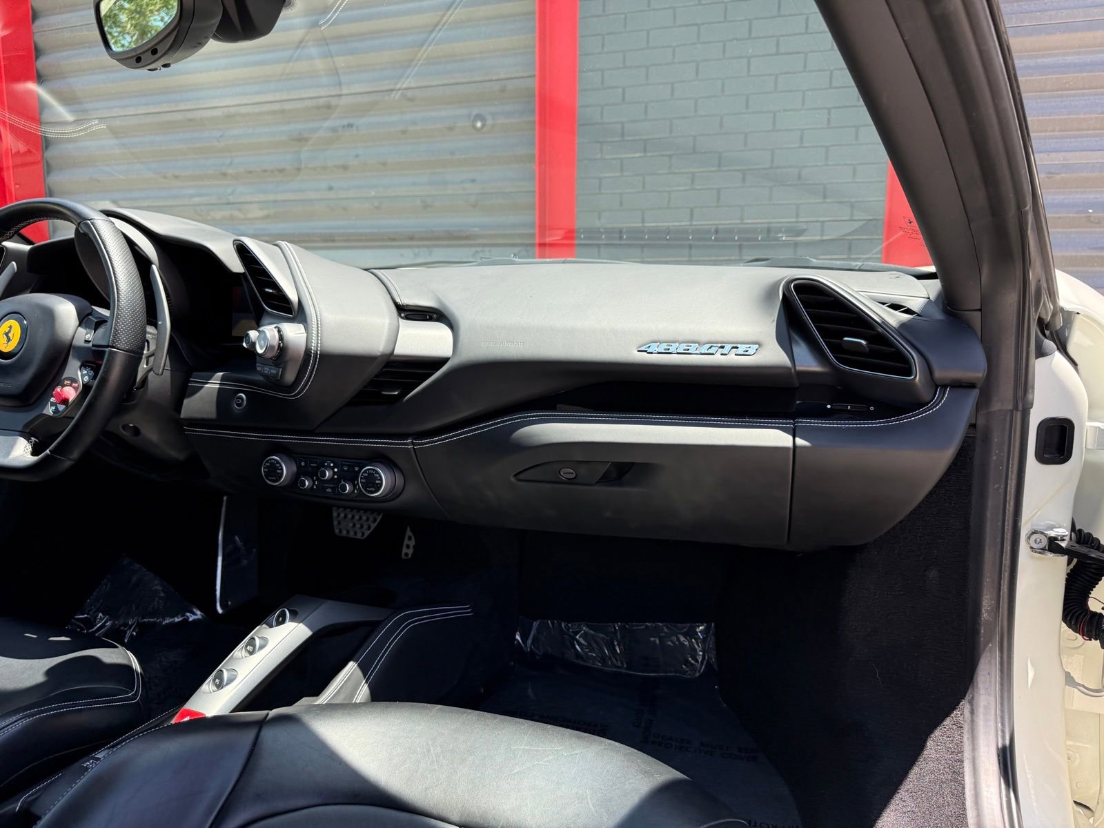 Used 2016 Ferrari 488 GTB RWD image 35