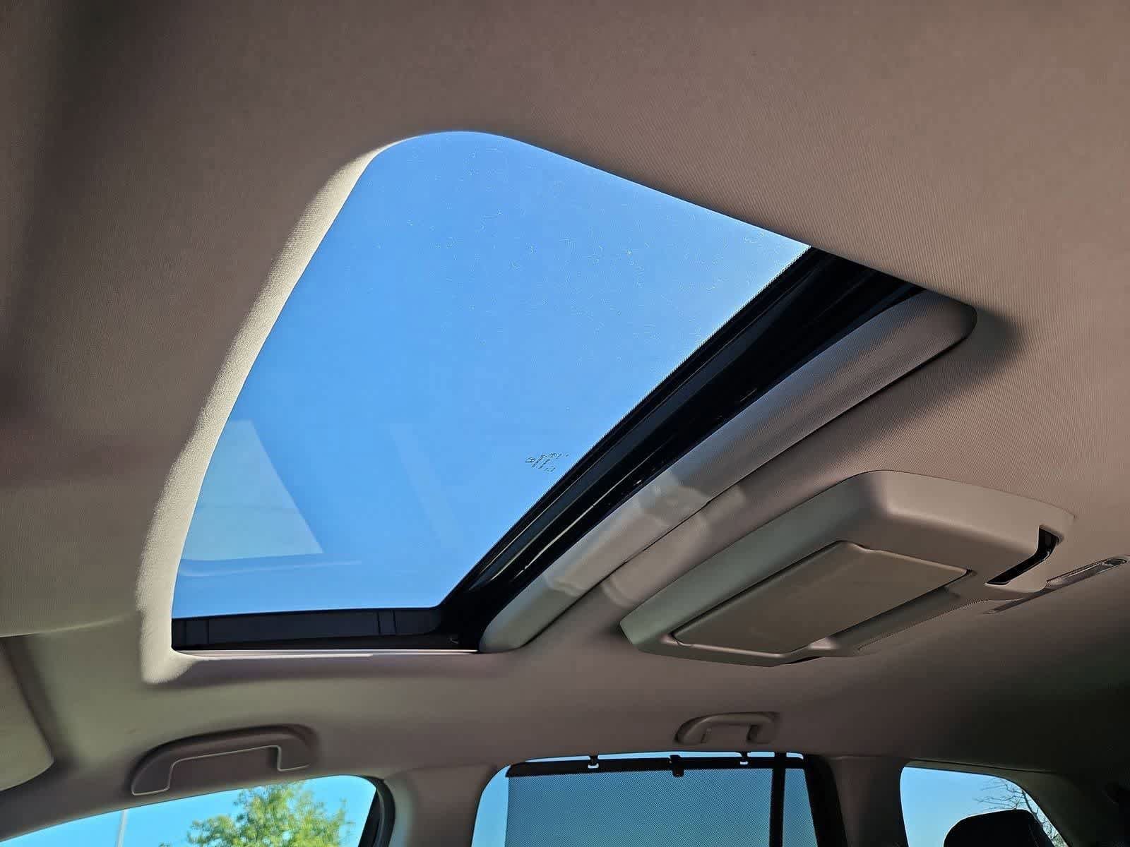 Used 2020 Honda Pilot Touring image 18