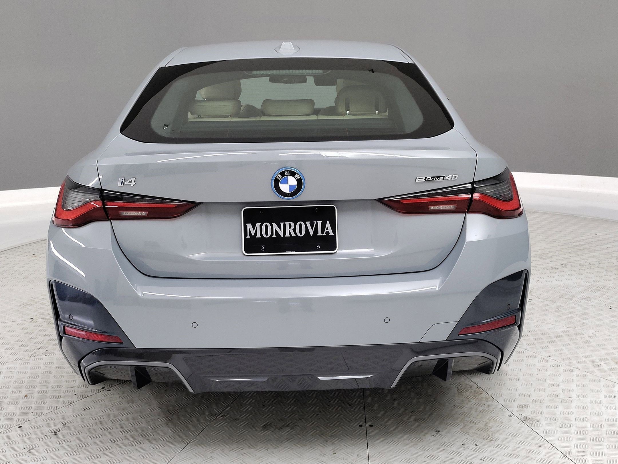 Certified 2023 BMW i4 eDrive40 w/ M Sport Package image 7