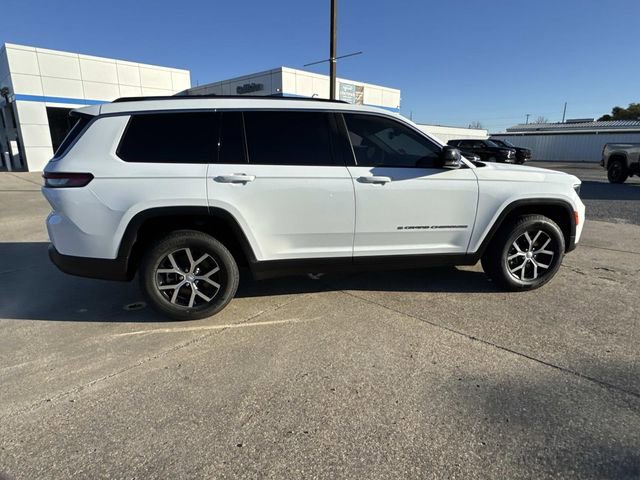 Used 2023 Jeep Grand Cherokee L Limited image 6
