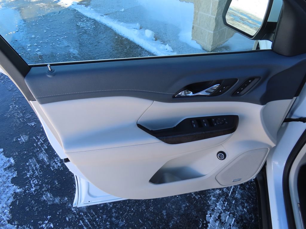 Certified 2022 GMC Acadia Denali w/ GMC Pro Grade Package image 24