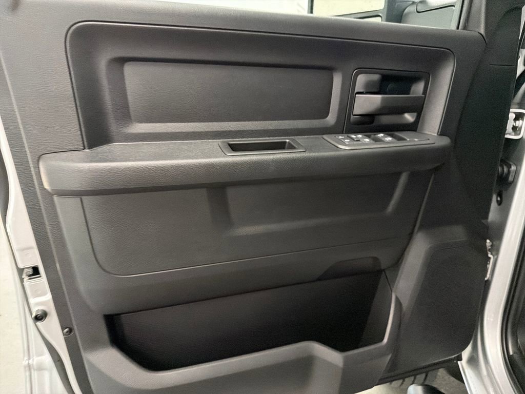 New 2026 RAM 5500 Tradesman AWD/4WD image 13