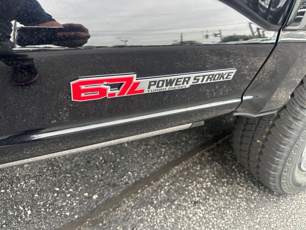 New 2025 Ford F250 Platinum image 6