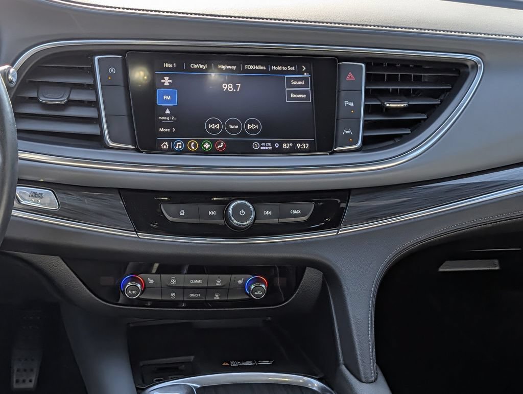 Used 2023 Buick Enclave Essence w/ Experience Buick Package FWD image 14