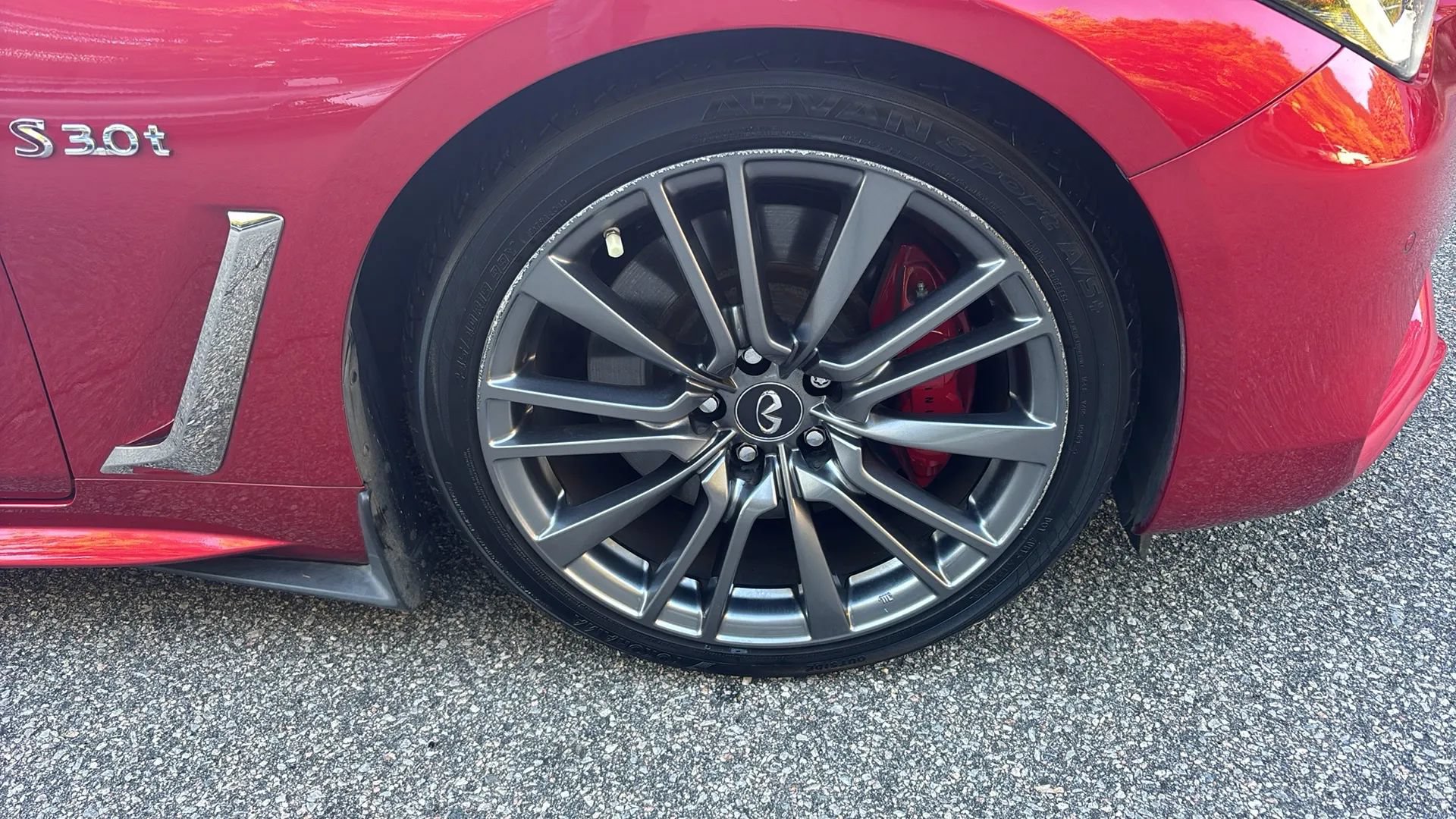 Used 2017 INFINITI Q60 Red Sport 400 RWD image 26