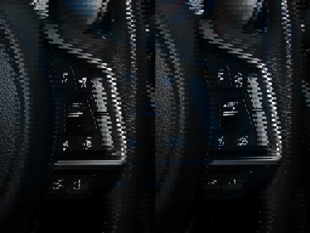 Used 2022 Subaru Crosstrek 2.0i Premium w/ Moonroof Package image 23