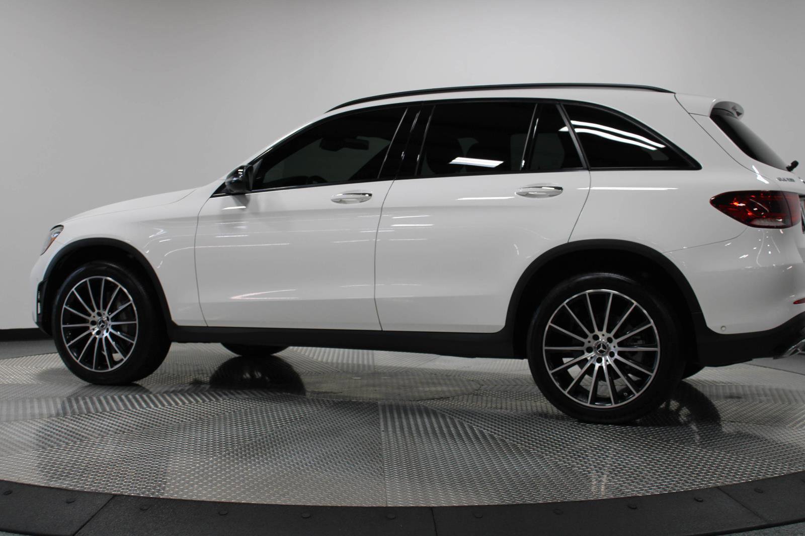 Used 2022 Mercedes-Benz GLC 300 4MATIC image 8