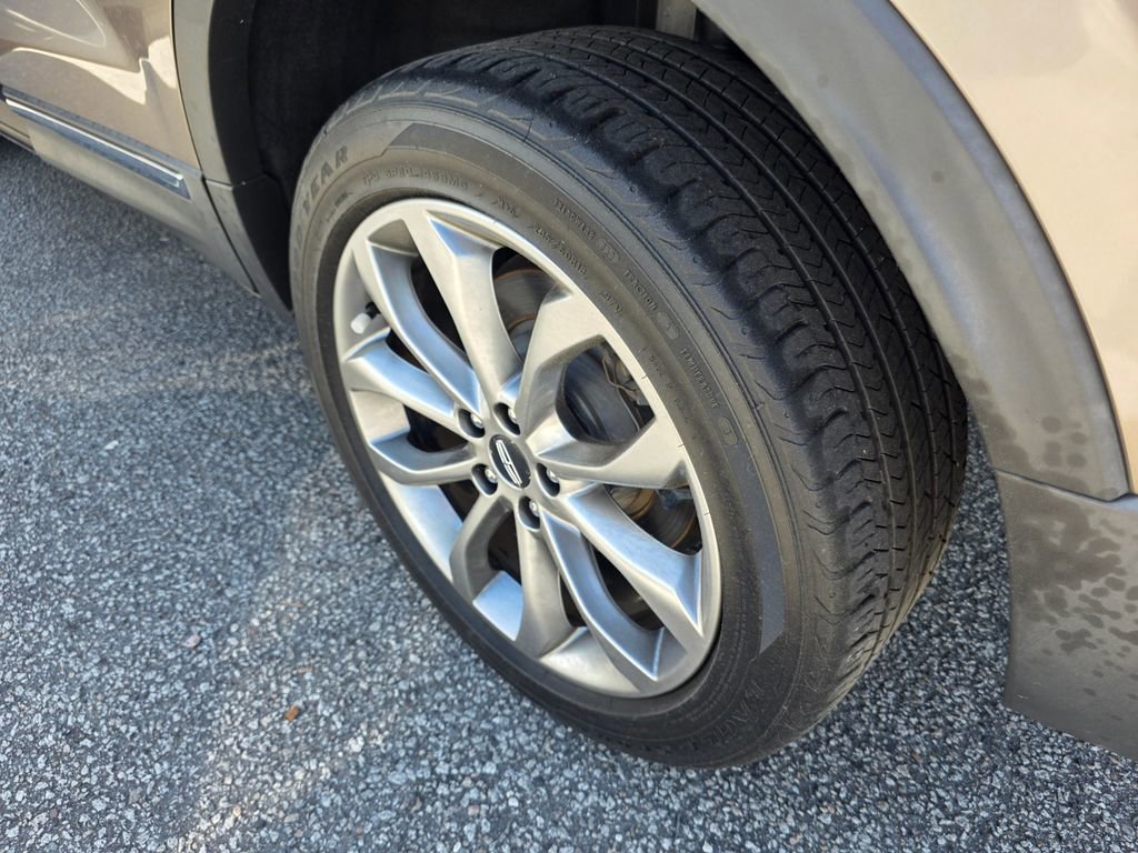 Used 2019 Lincoln MKC Select w/ Select Plus Package FWD image 47