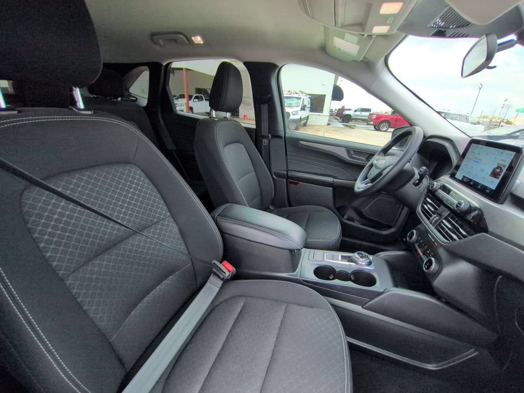 Used 2025 Ford Escape Active FWD image 30