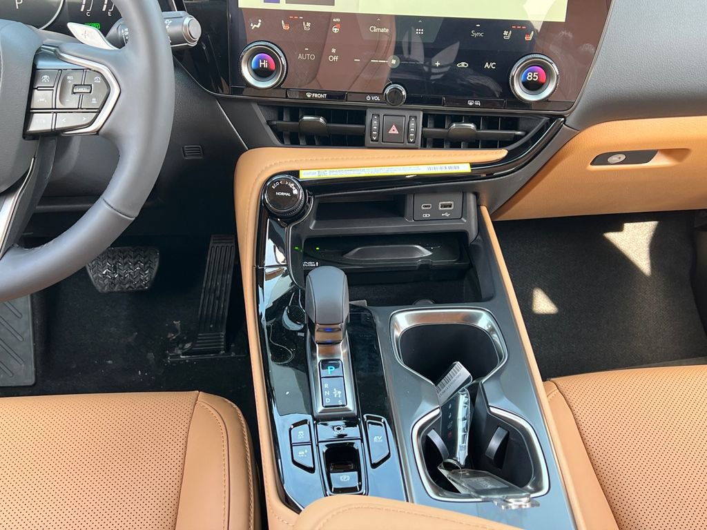 New 2026 Lexus NX 350h AWD w/ Premium Package image 9