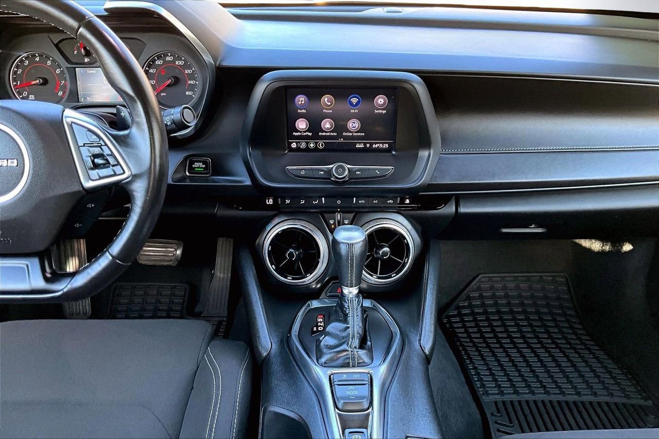Used 2020 Chevrolet Camaro LT image 12