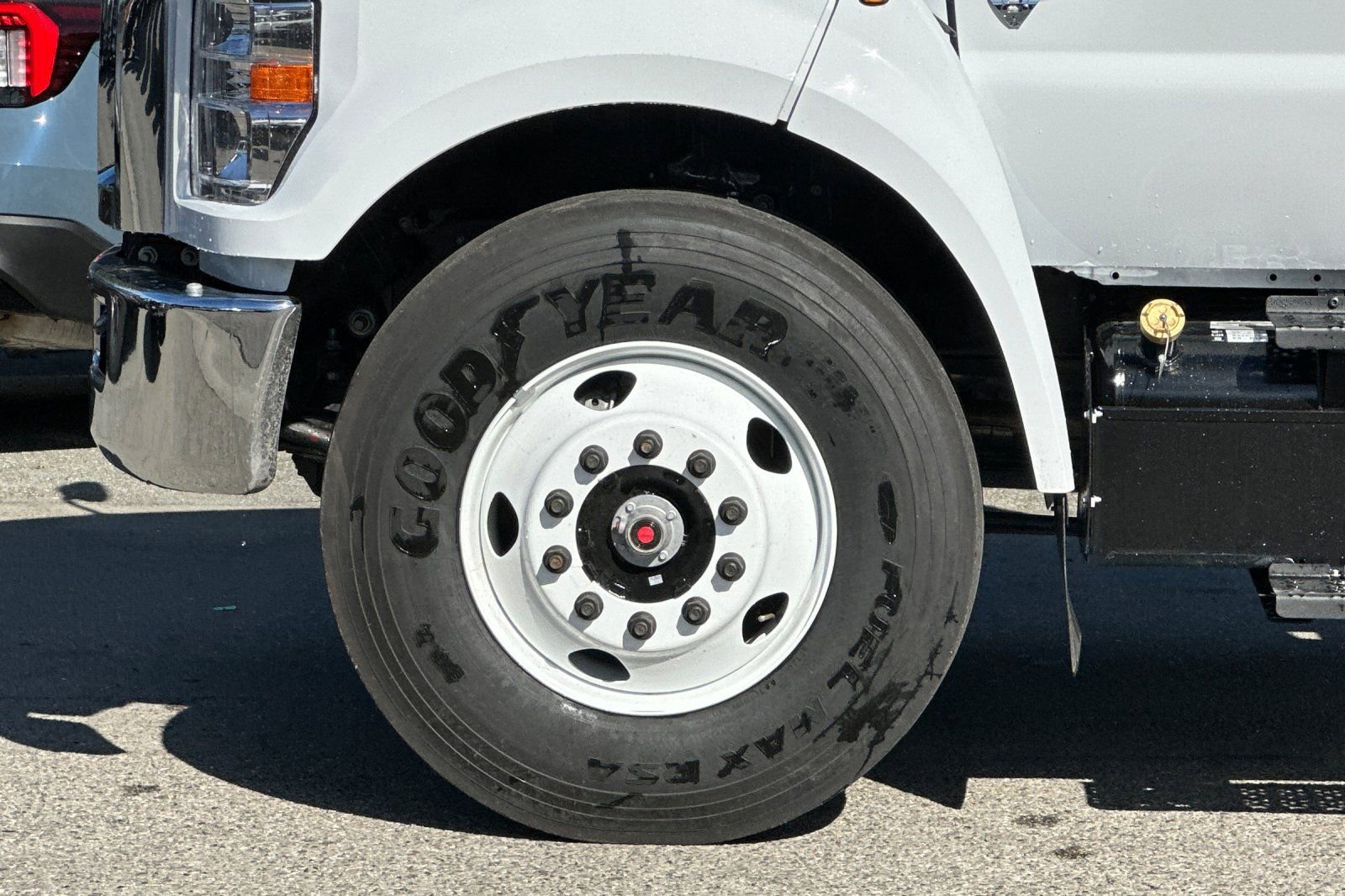 New 2027 Ford F650 2WD Regular Cab Super Duty image 22