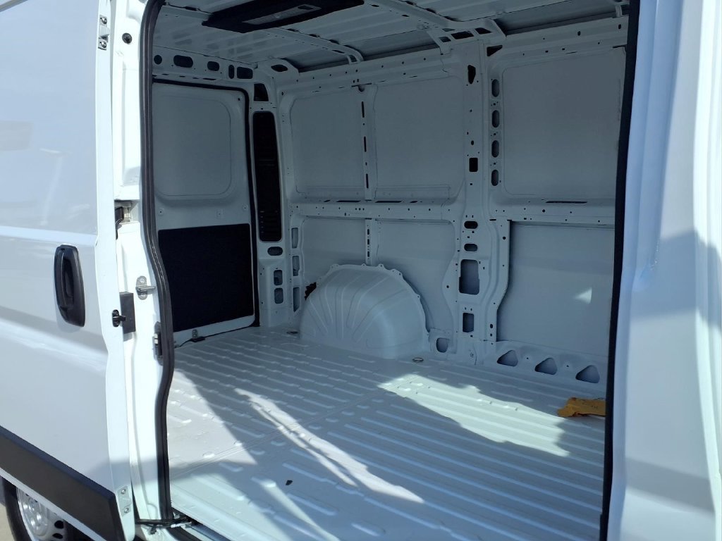 New 2026 RAM ProMaster 1500 w/ Convenience Group FWD image 10