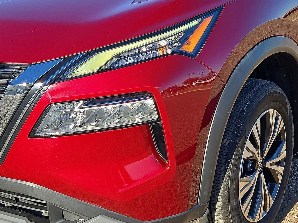 Used 2021 Nissan Rogue SV image 10