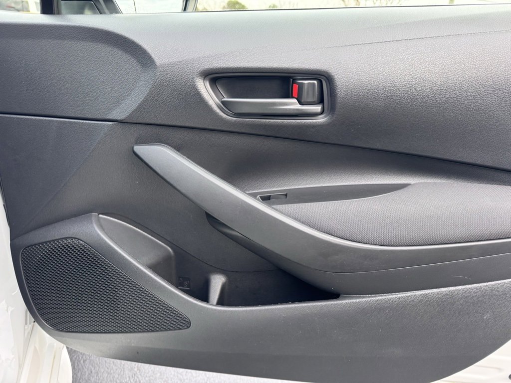 Used 2023 Toyota Corolla LE image 21