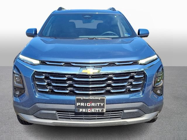 Used 2025 Chevrolet Equinox LT w/ Convenience Package II AWD/4WD image 2