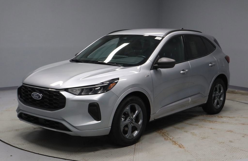 Certified 2023 Ford Escape ST-Line w/ Tech Pack #1 FWD image 7