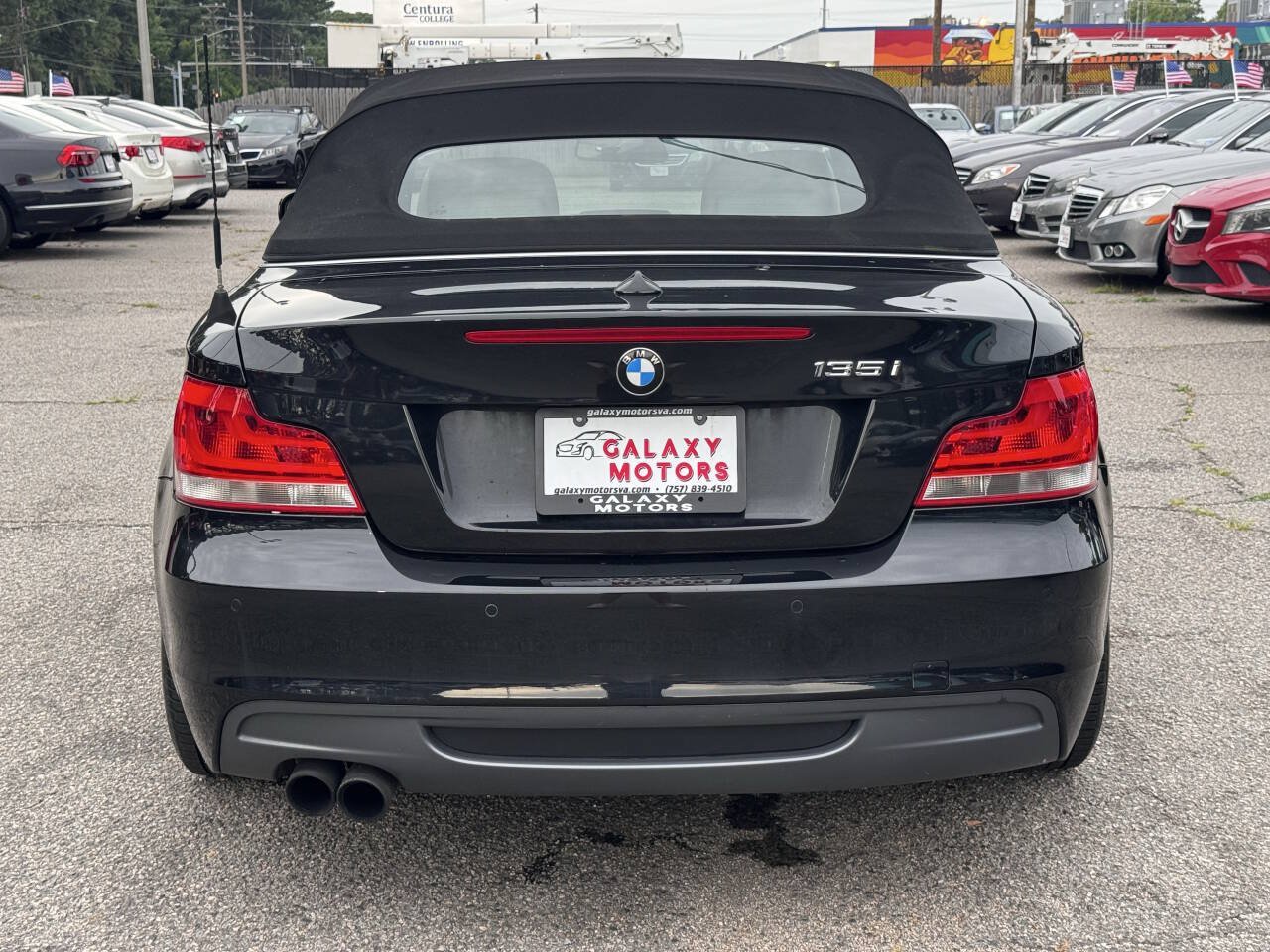 Used 2013 BMW 135i Convertible RWD image 12