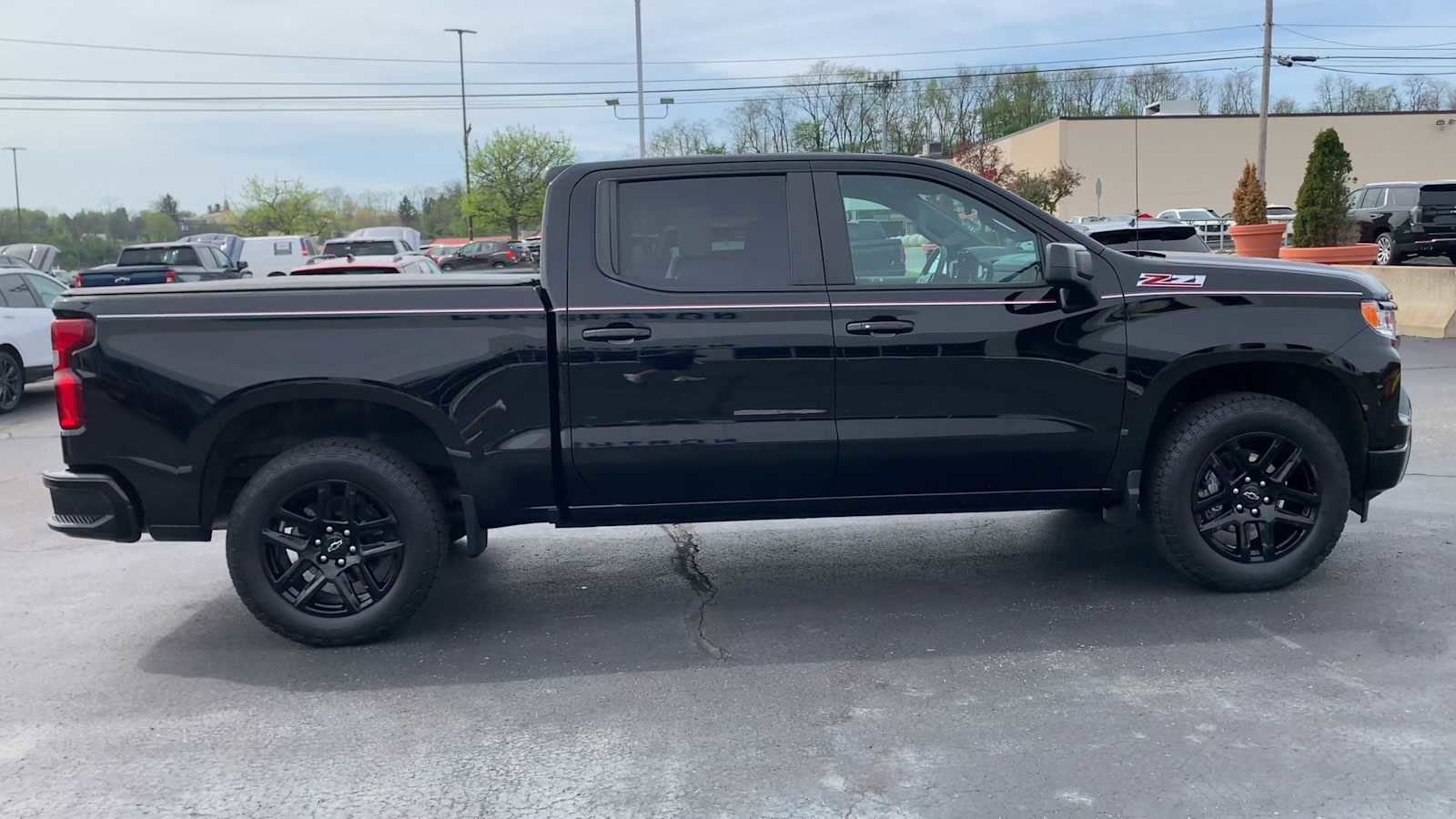 Certified 2023 Chevrolet Silverado 1500 RST image 9