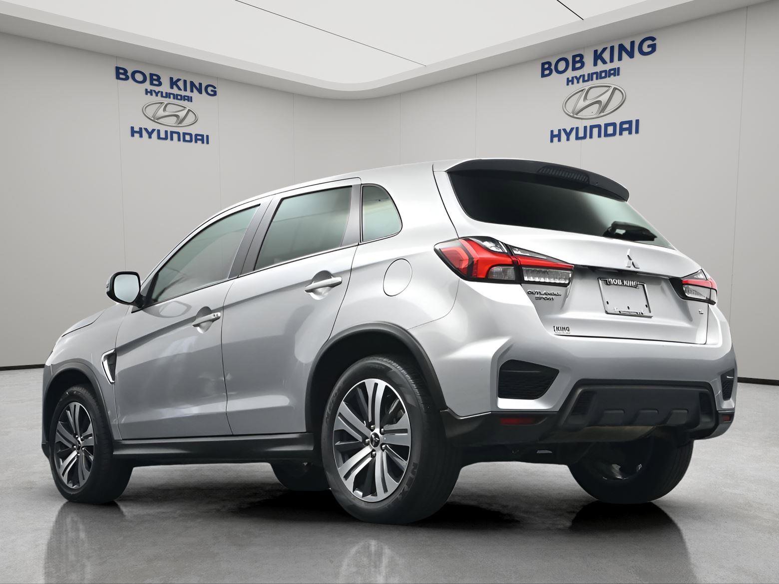 Used 2024 Mitsubishi Outlander Sport SE image 14