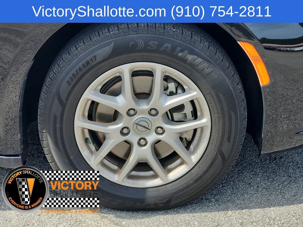 Certified 2024 Chrysler Pacifica Touring-L FWD image 31