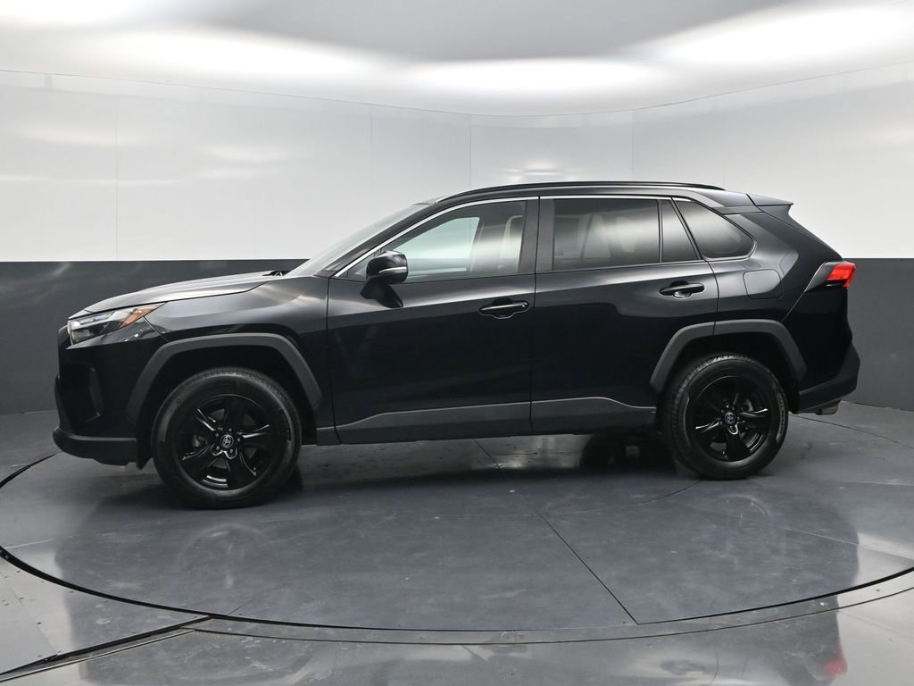 Used 2024 Toyota RAV4 XLE FWD image 3