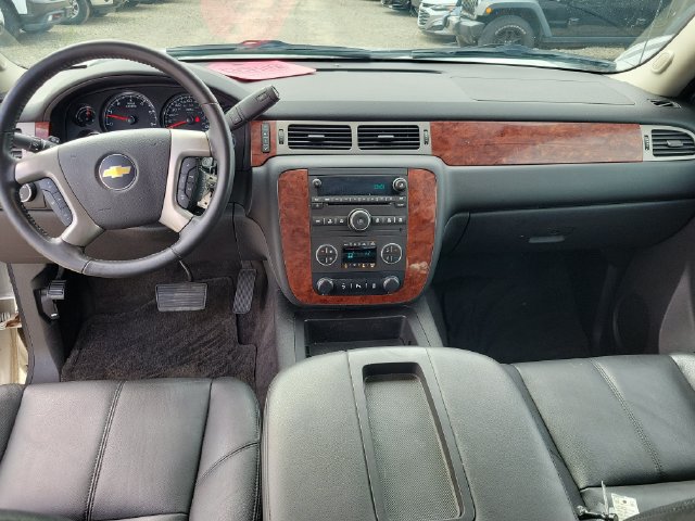Used 2012 Chevrolet Avalanche LT w/ All-Star Edition AWD/4WD image 7