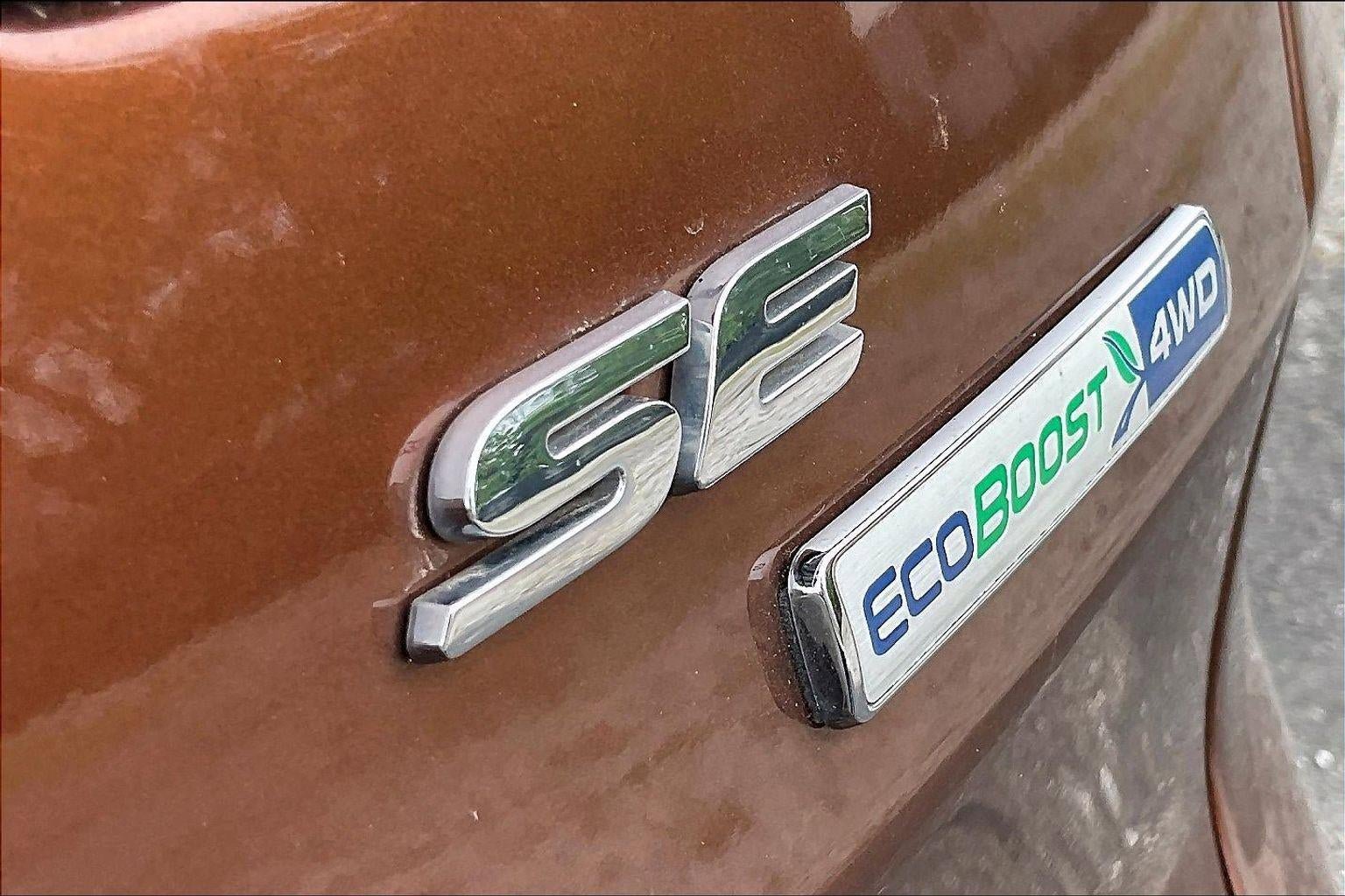 Used 2017 Ford Escape SE AWD/4WD image 8