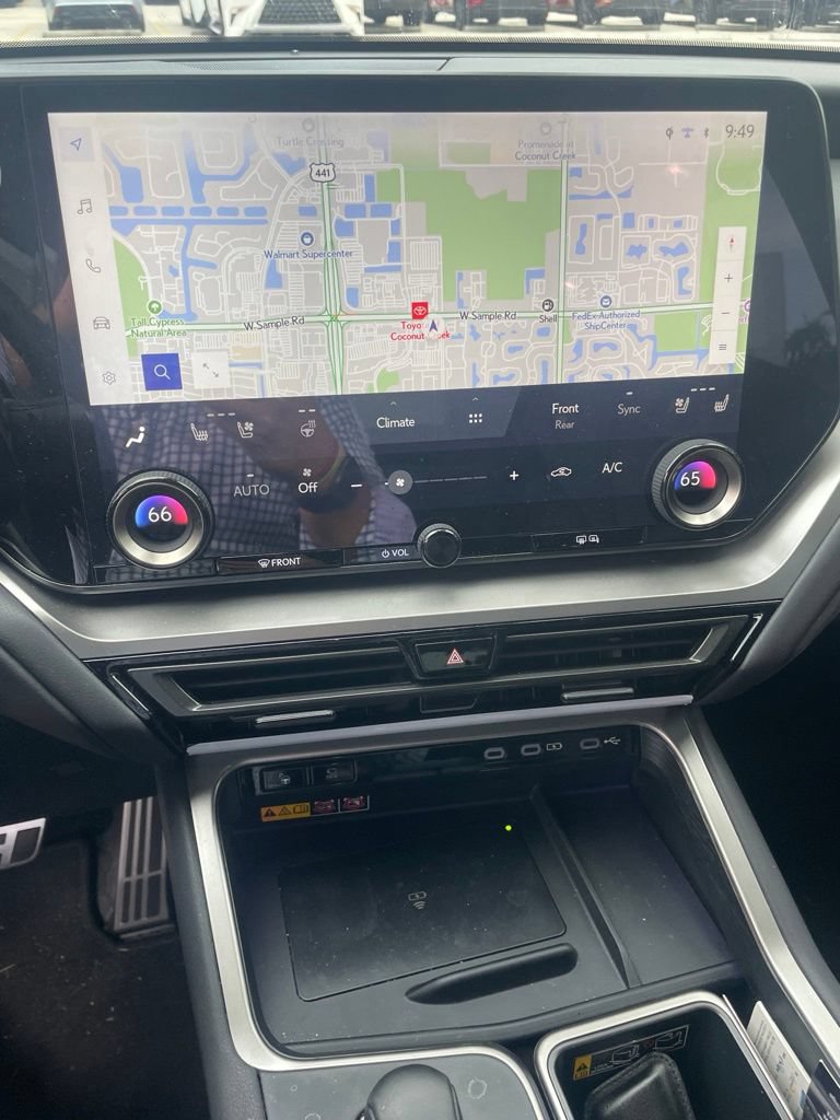 Used 2025 Lexus TX 500h AWD w/ Technology Package image 3