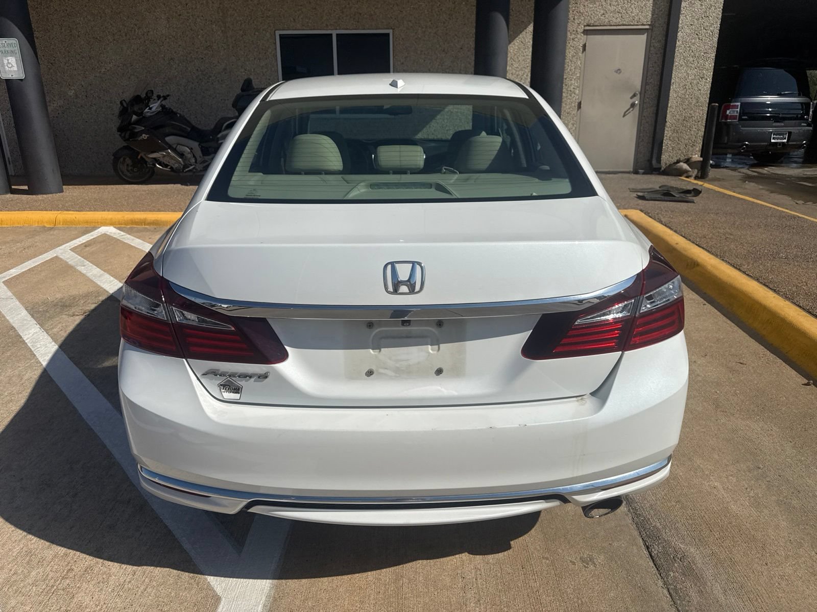 Used 2016 Honda Accord EX-L image 4