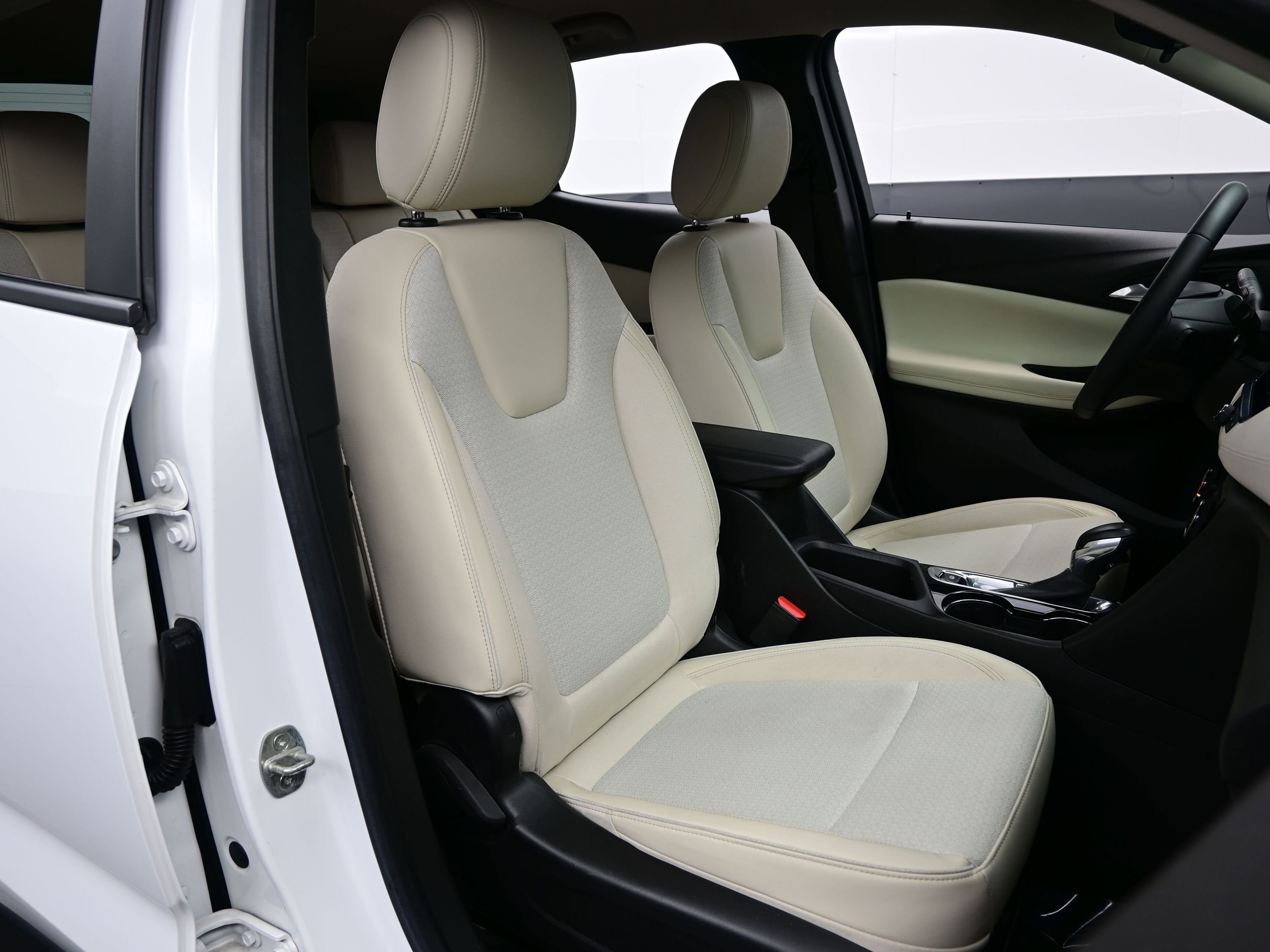 Used 2022 Buick Encore GX Preferred image 13