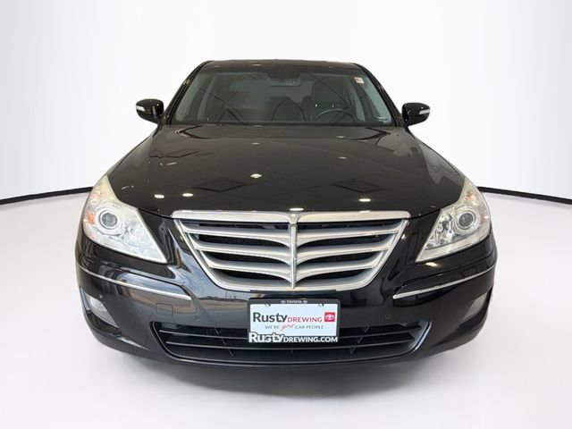 Used 2009 Hyundai Genesis 3.8 w/ Technology Pkg 4 image 2