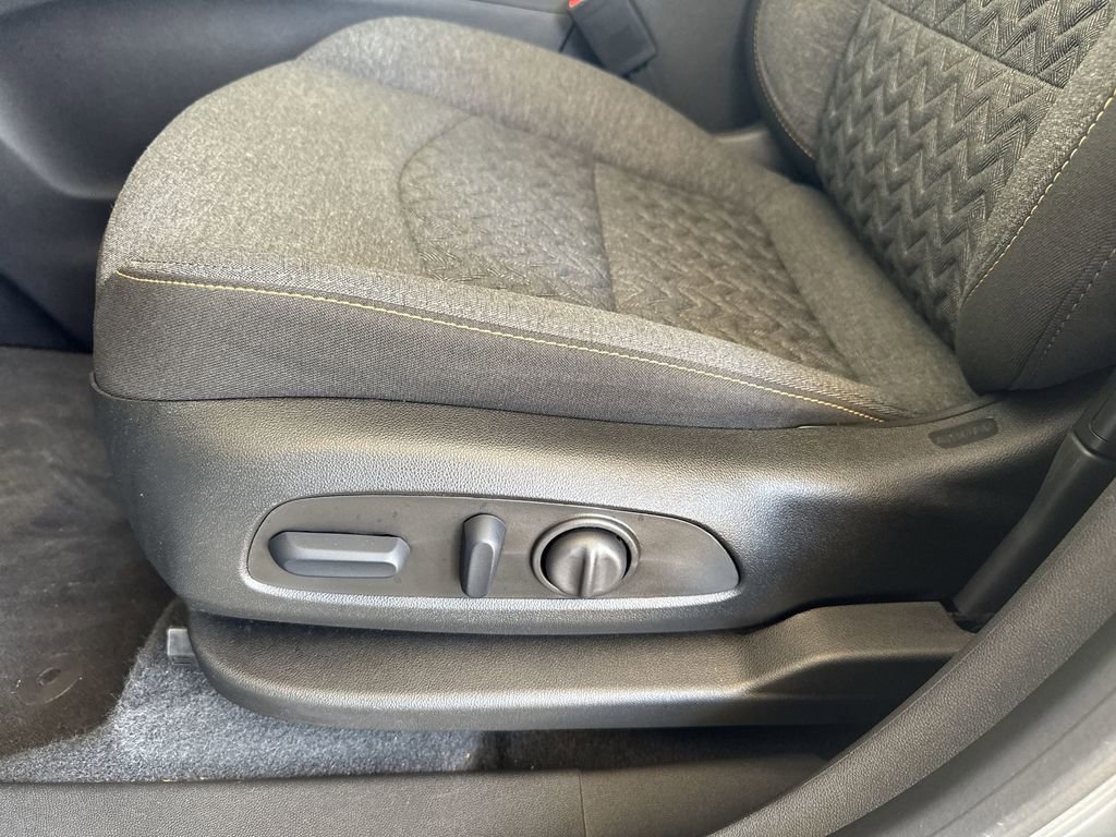 Certified 2023 Chevrolet Equinox LT AWD/4WD image 10