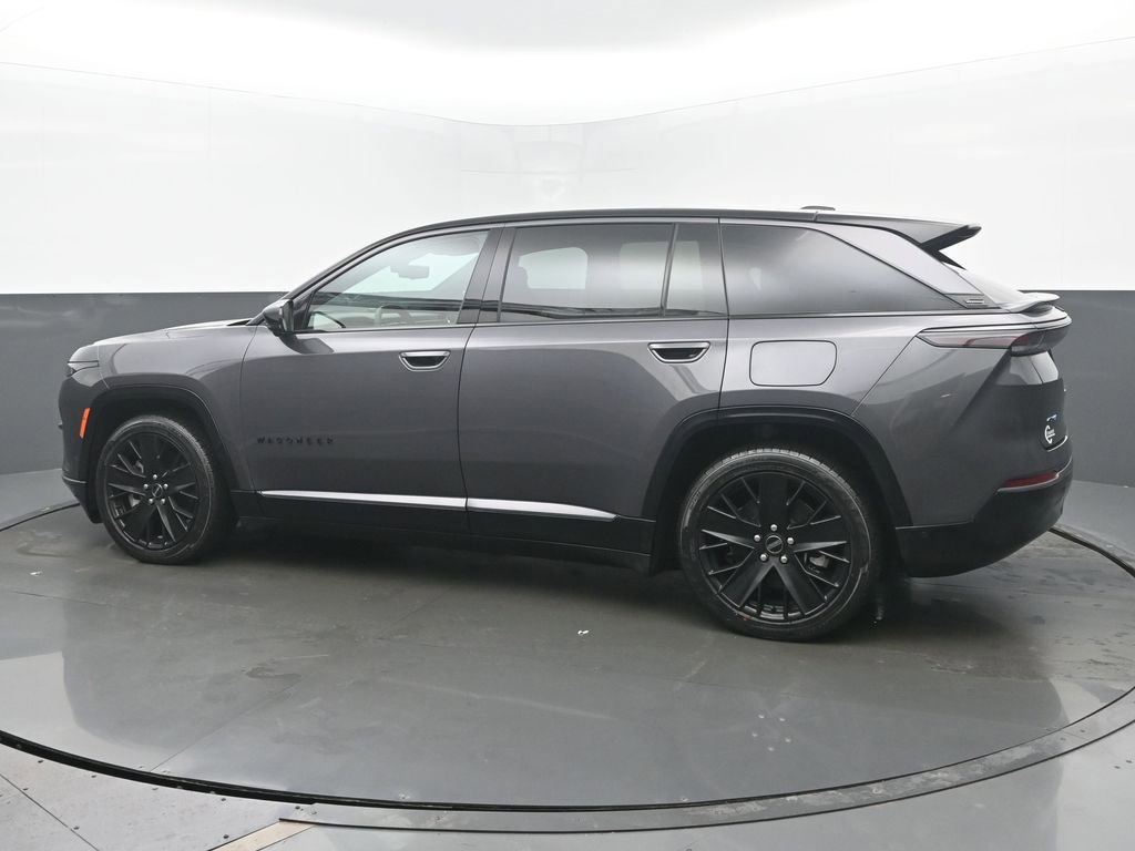 Used 2024 Jeep Wagoneer Launch Edition image 3