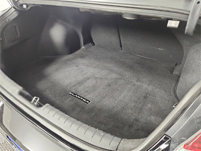 Certified 2023 Hyundai Elantra Limited w/ Cargo Package image 14