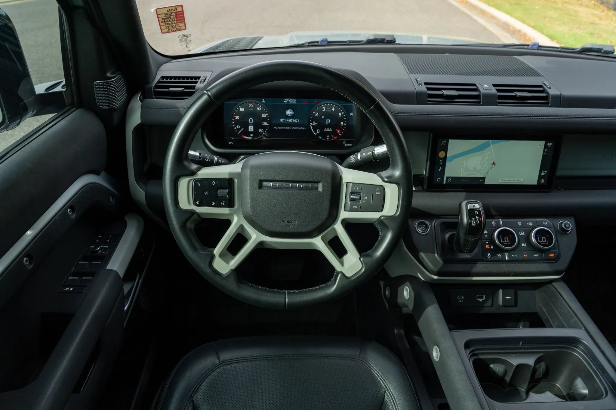 Used 2022 Land Rover Defender 110 SE AWD/4WD image 14