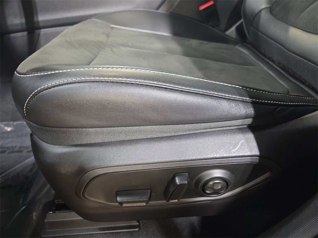 Used 2024 Jeep Grand Cherokee Altitude image 27