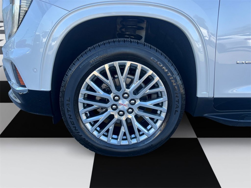 Used 2025 GMC Acadia Denali w/ Super Cruise Package image 14