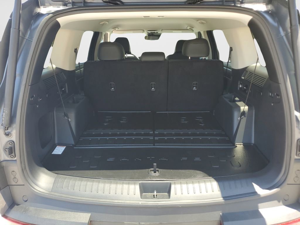 Used 2026 Hyundai Santa Fe SEL FWD image 9