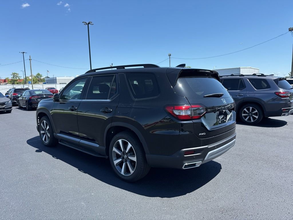 Used 2024 Honda Pilot Elite image 5