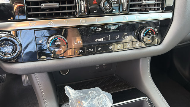 New 2026 Nissan Pathfinder SV AWD/4WD image 18