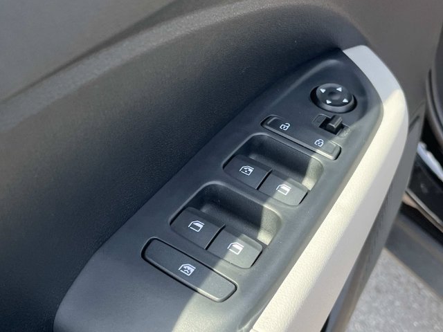 New 2026 Hyundai Venue SEL FWD image 22