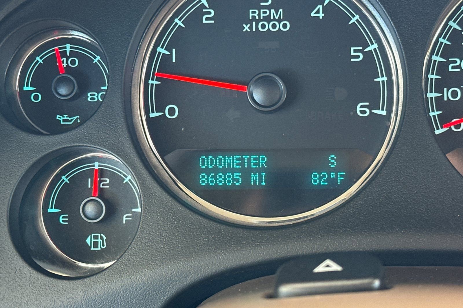 Used 2013 Chevrolet Tahoe LTZ image 27