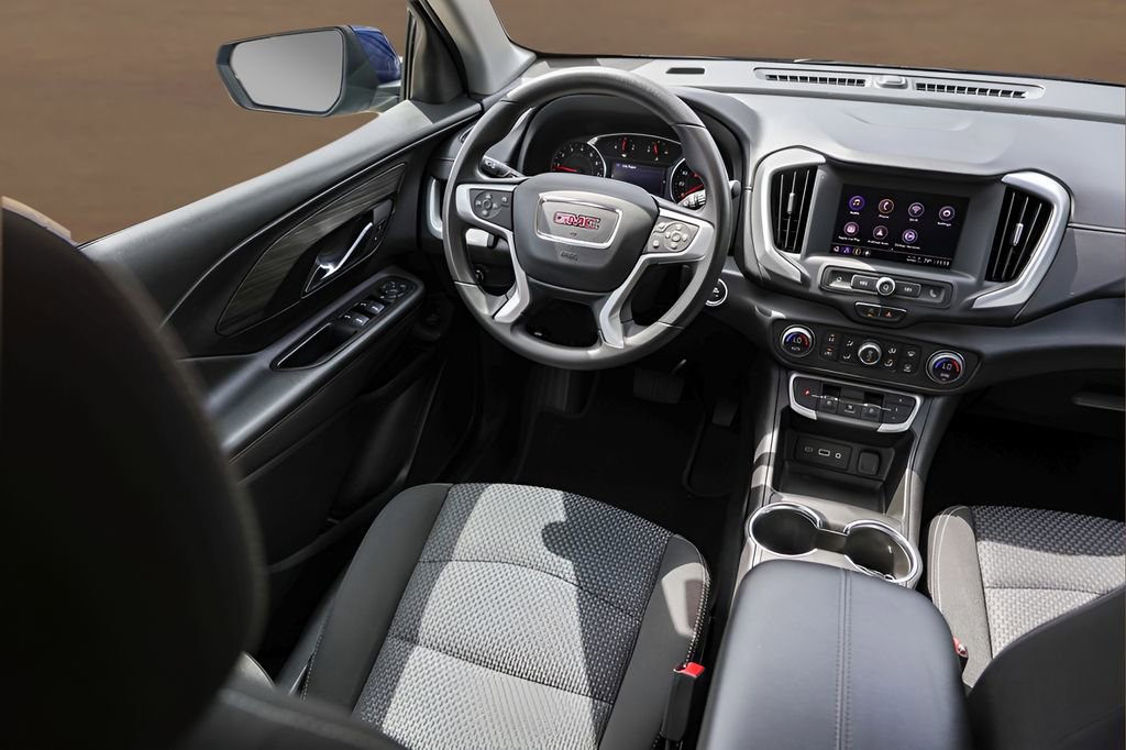 Used 2022 GMC Terrain SLE w/ Driver Convenience Package FWD image 26