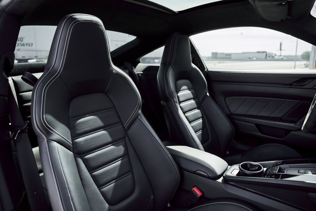 Used 2022 Porsche 911 Carrera 4 GTS w/ Premium Package image 39