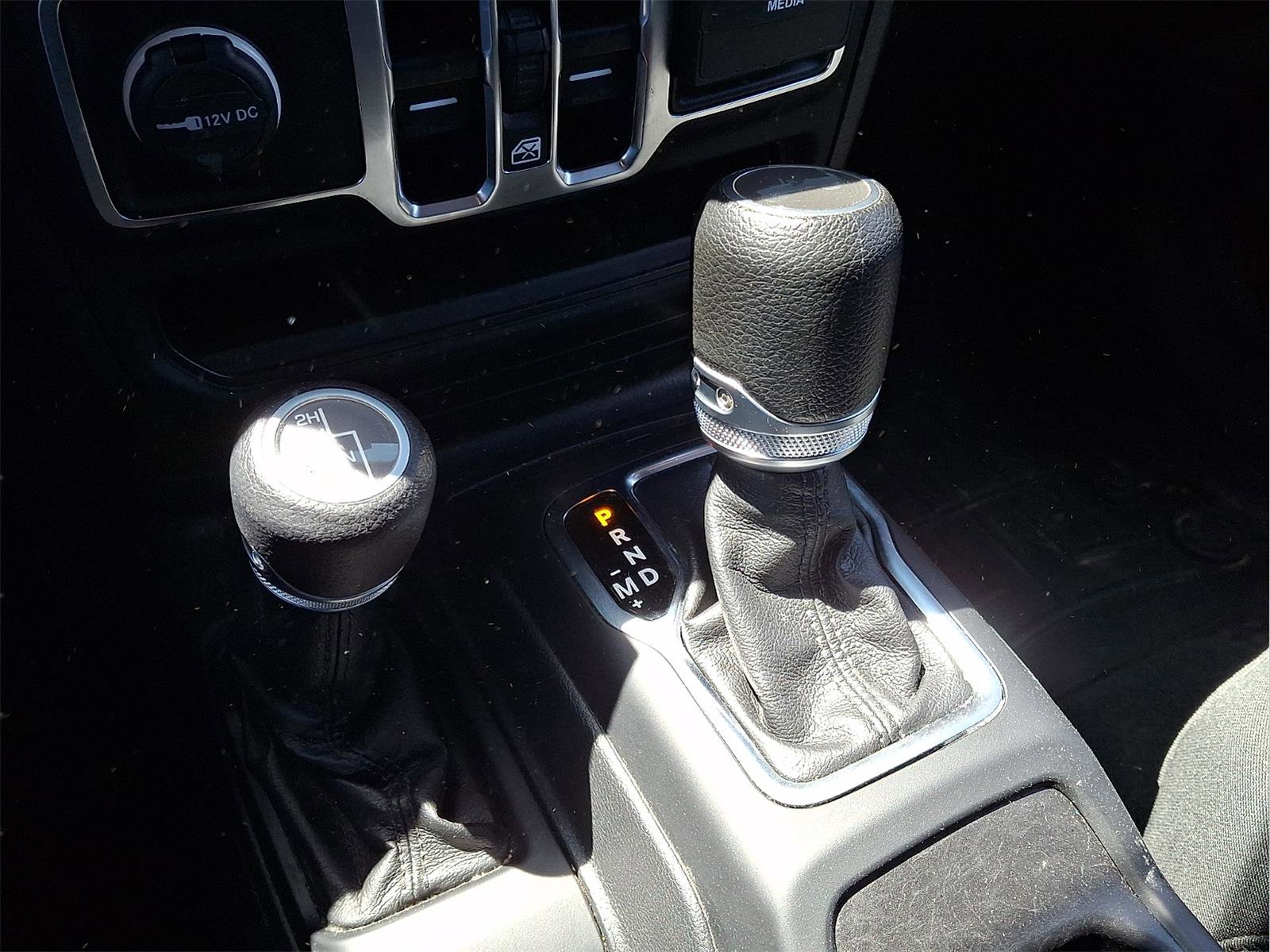 Used 2022 Jeep Wrangler Unlimited Sport AWD/4WD image 31