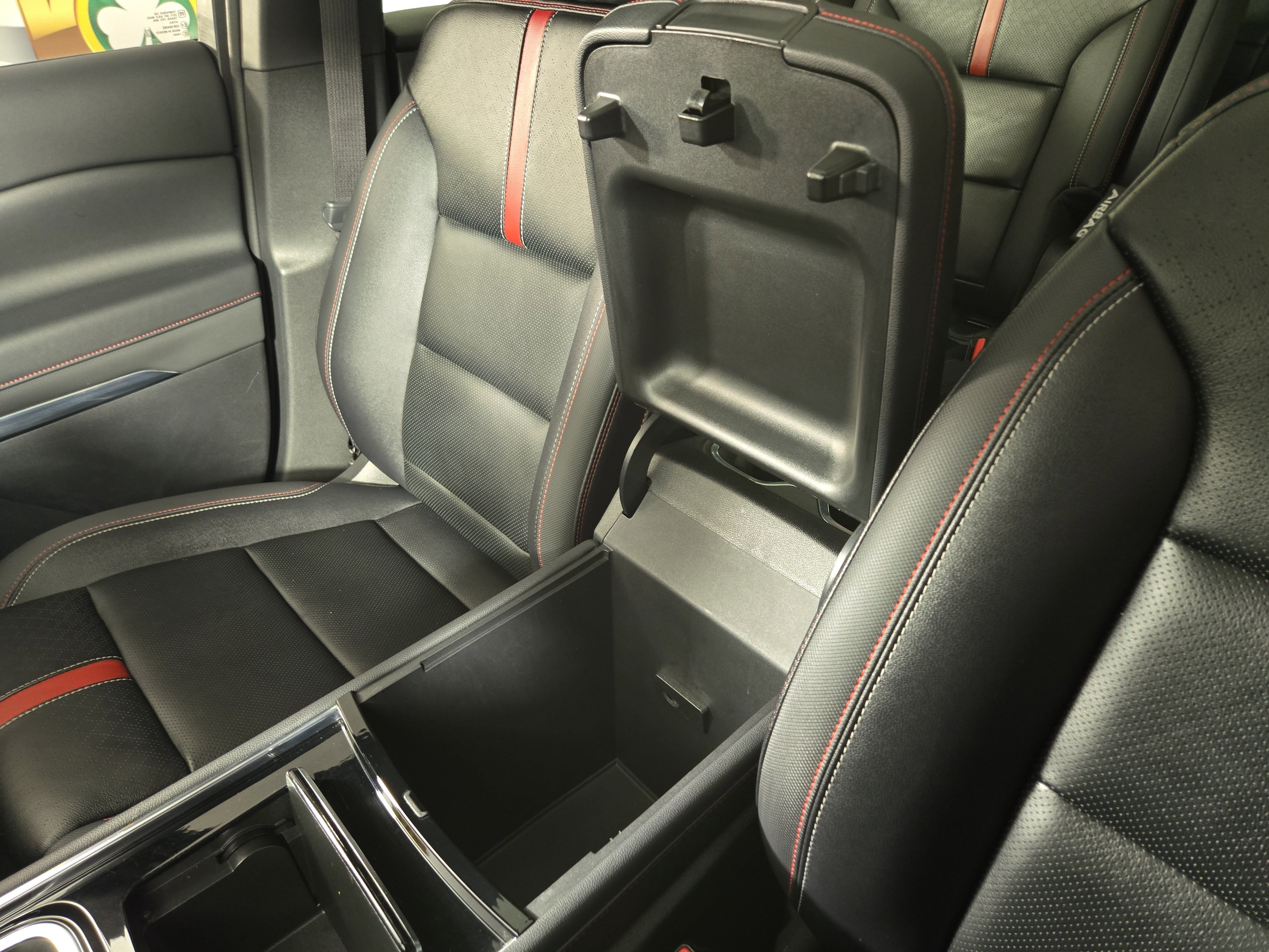 Certified 2024 Chevrolet Traverse RS image 31