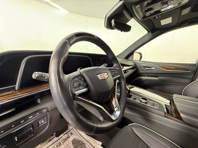 Used 2024 Cadillac Escalade ESV Premium Luxury w/ Performance Package image 8